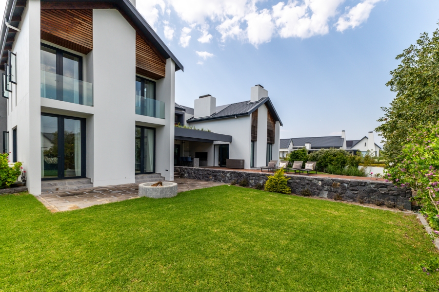 5 Bedroom Property for Sale in Val De Vie Estate Western Cape